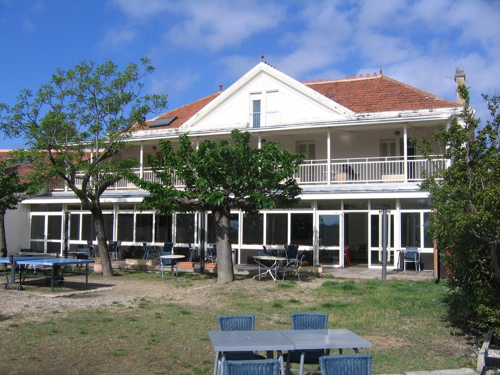 فندق Ymca Villeneuve Les Avignon المظهر الخارجي الصورة